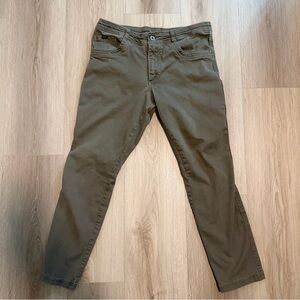 Men’s Kühl Revolt Pants (Khaki/Tan) — Size 38x32